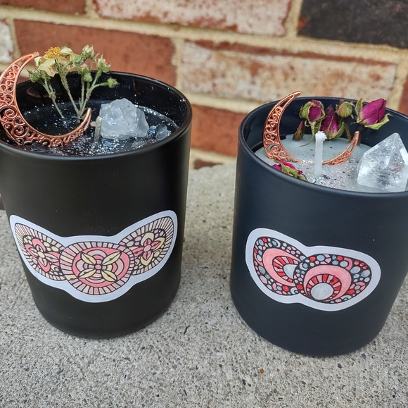 Lunar Eclipse 6oz Hand Poured Candle - Picture 9 of 16